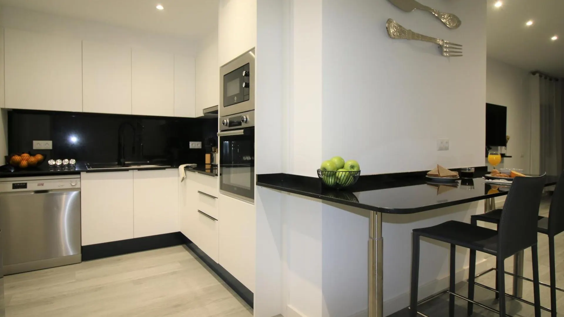 Modern And Equipped Apartment With A Wonderful Terrace Barcelona