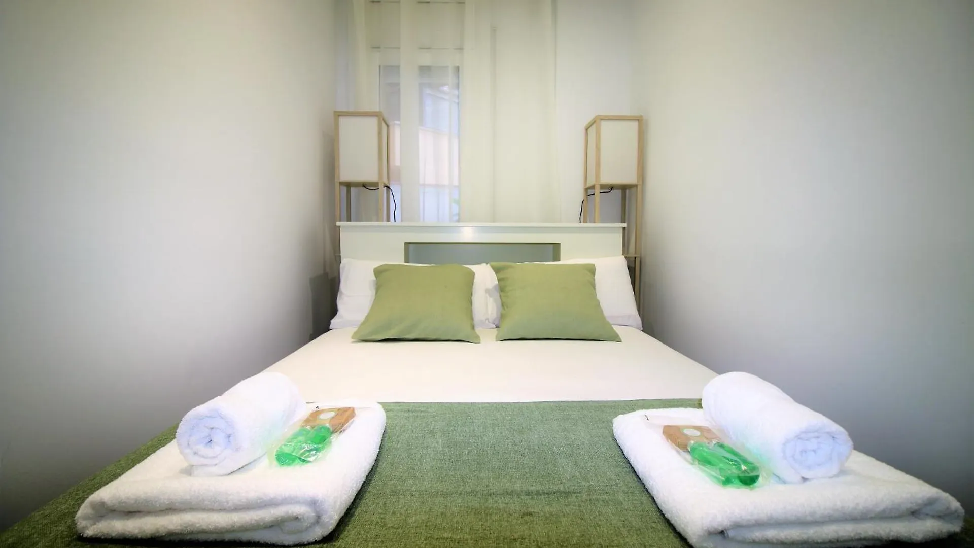 Modern And Equipped Apartment With A Wonderful Terrace Barcelona